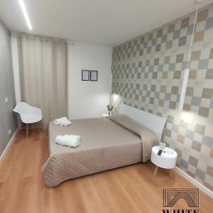 White Caves Catania Rooms